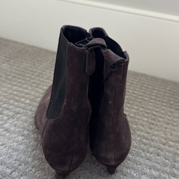 NWT Reformation Roberta Snip-Toe Kitten-Heel Boots - Picture 8 of 10